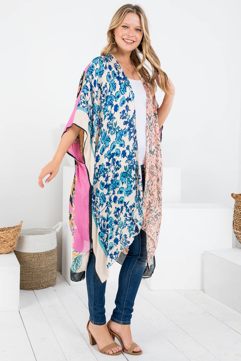 BOHEMIAN FLORAL PATCH PRINT KIMONO