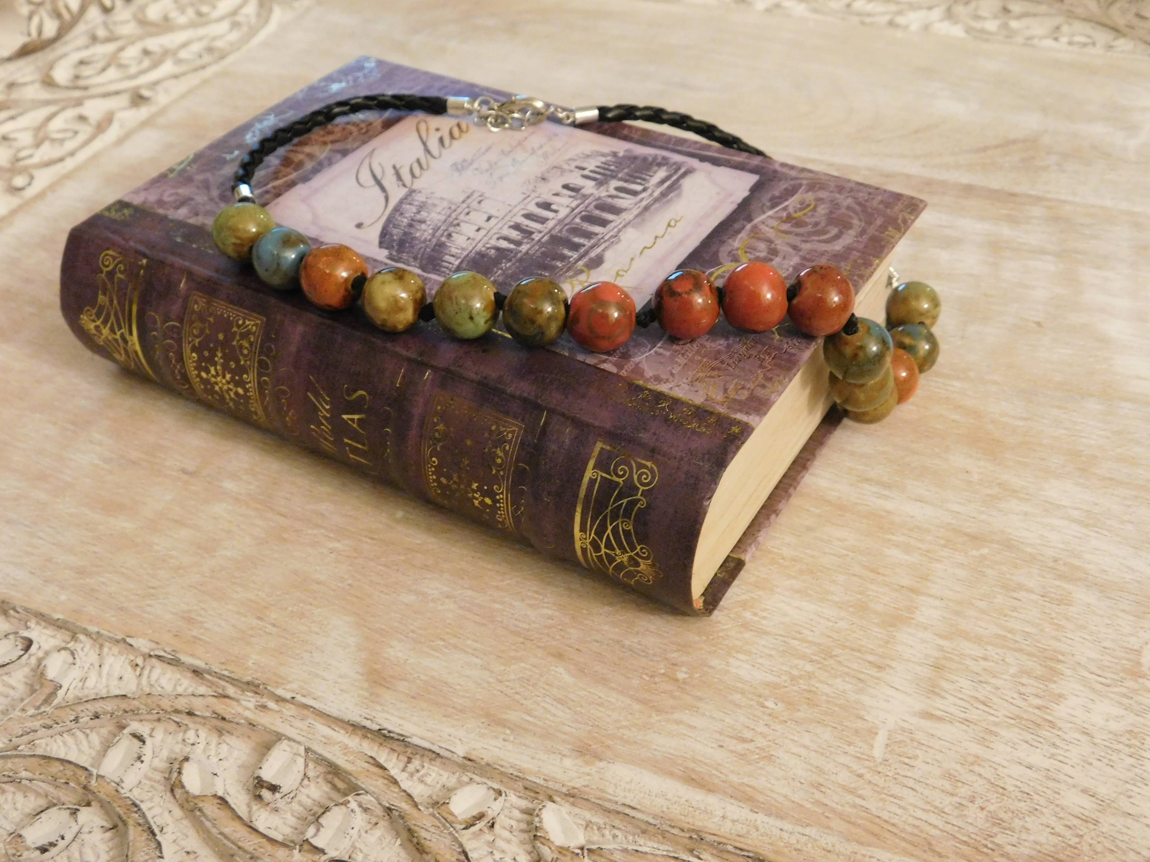 Clay Bead Short Necklace Round Beads