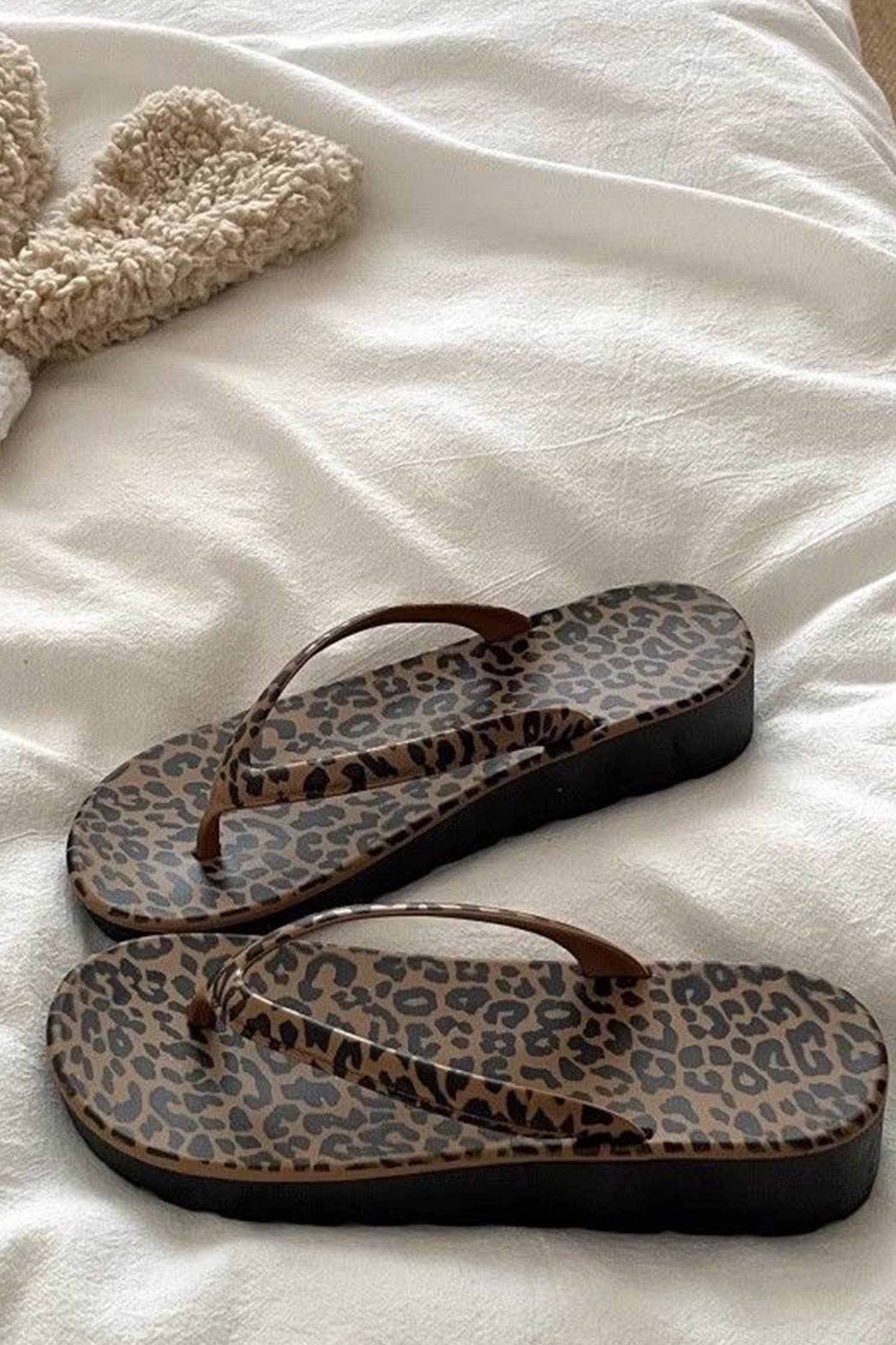 Leopard Print Low-heeled Flip Flops