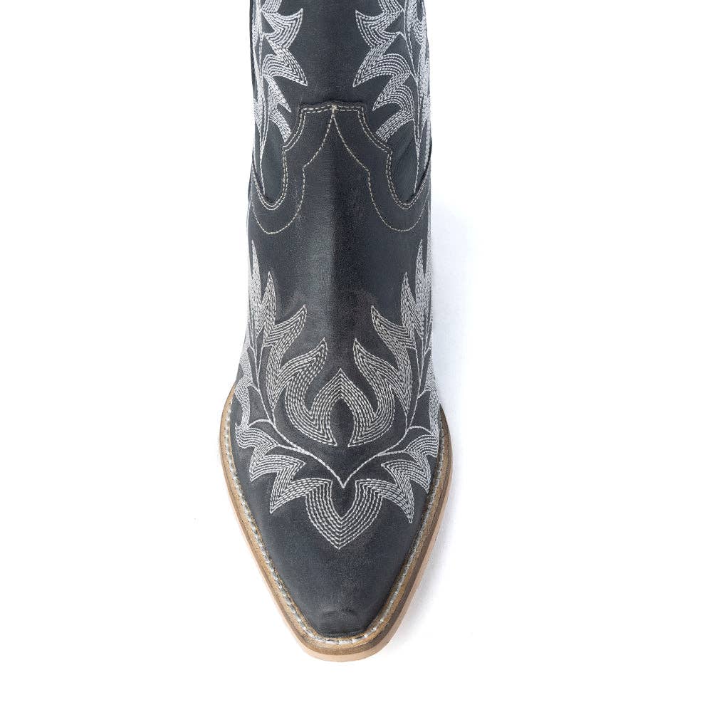 Desert Pearl Ankle Boots in Coal Black