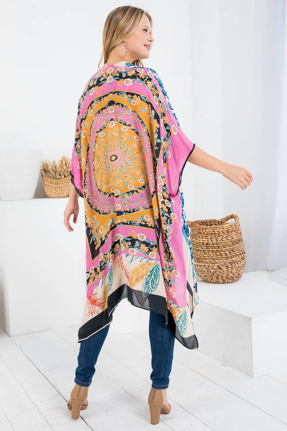 BOHEMIAN FLORAL PATCH PRINT KIMONO