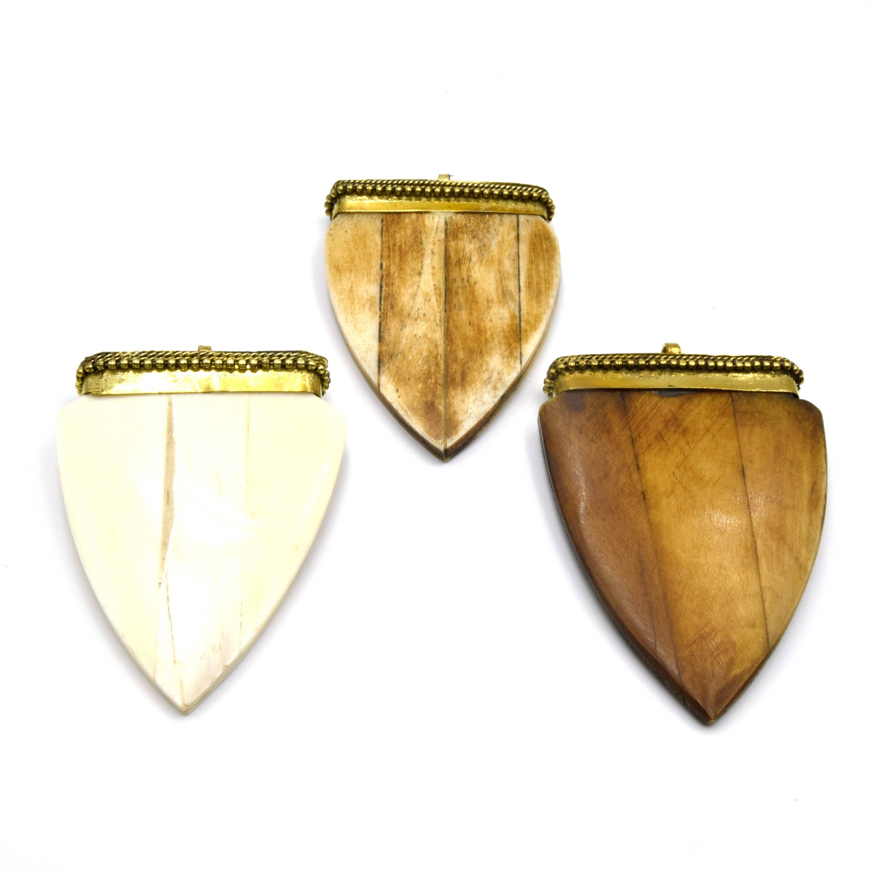 Rounded Arrow Tusk Pendant – Natural Ox Bone (White & Brown)