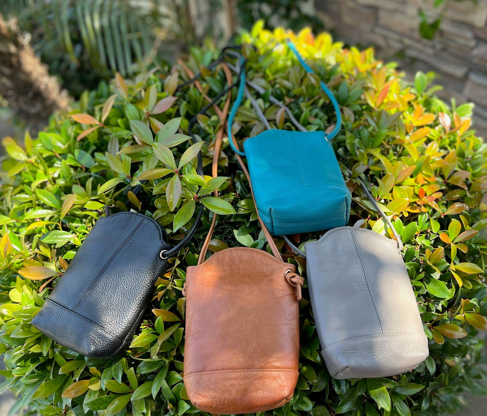 W012 cowhide leather small crossbody for phone