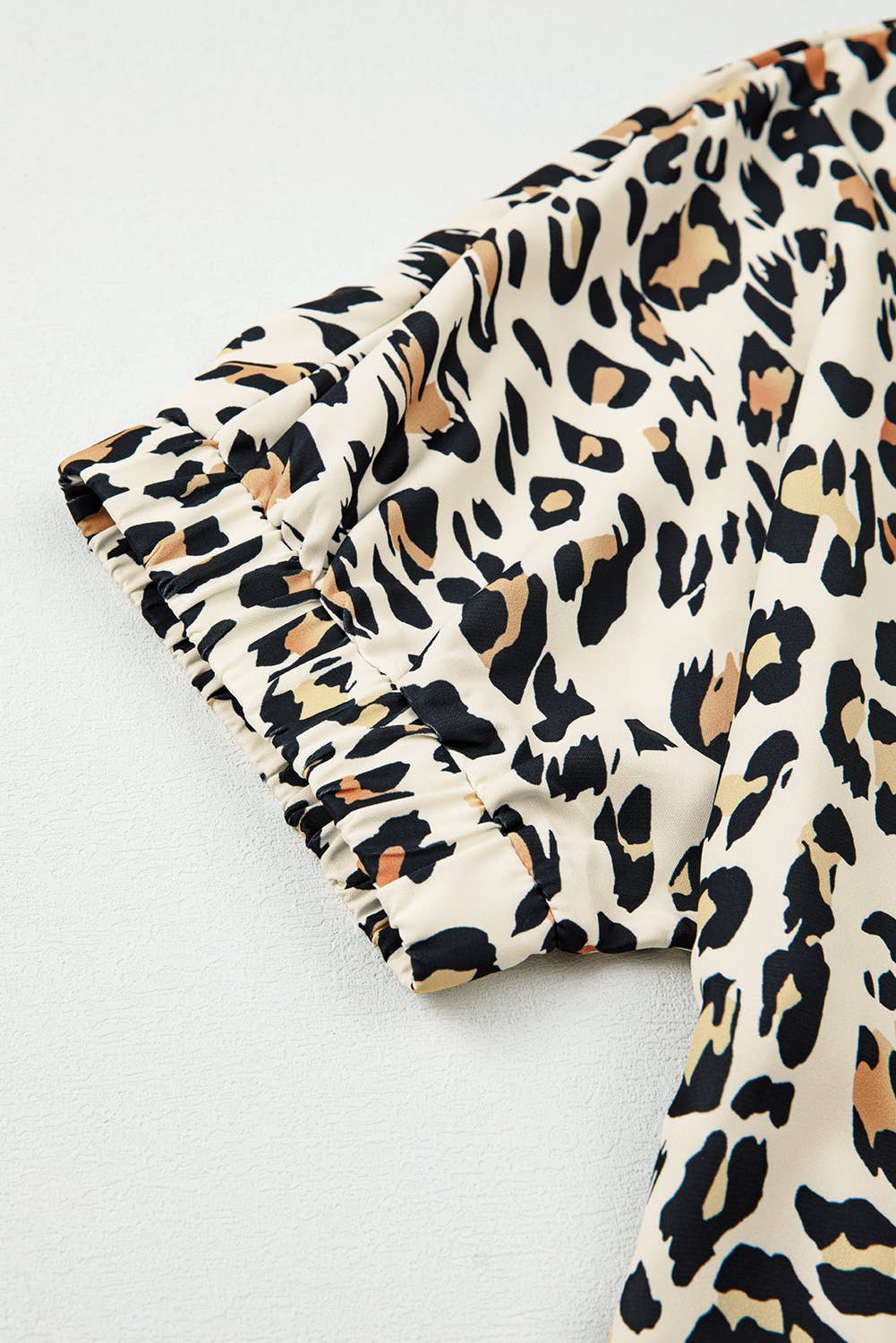 66Leopard Colorblock V Neck Half Sleeve Loose Fit Top (S-XL)