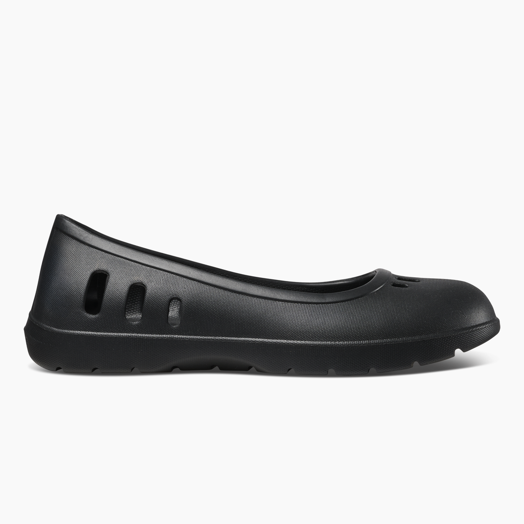 Women's Studio Flat