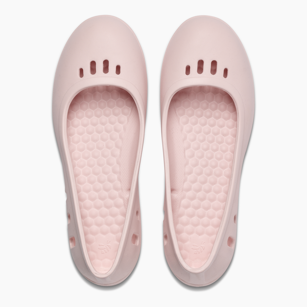 Women's Studio Flat