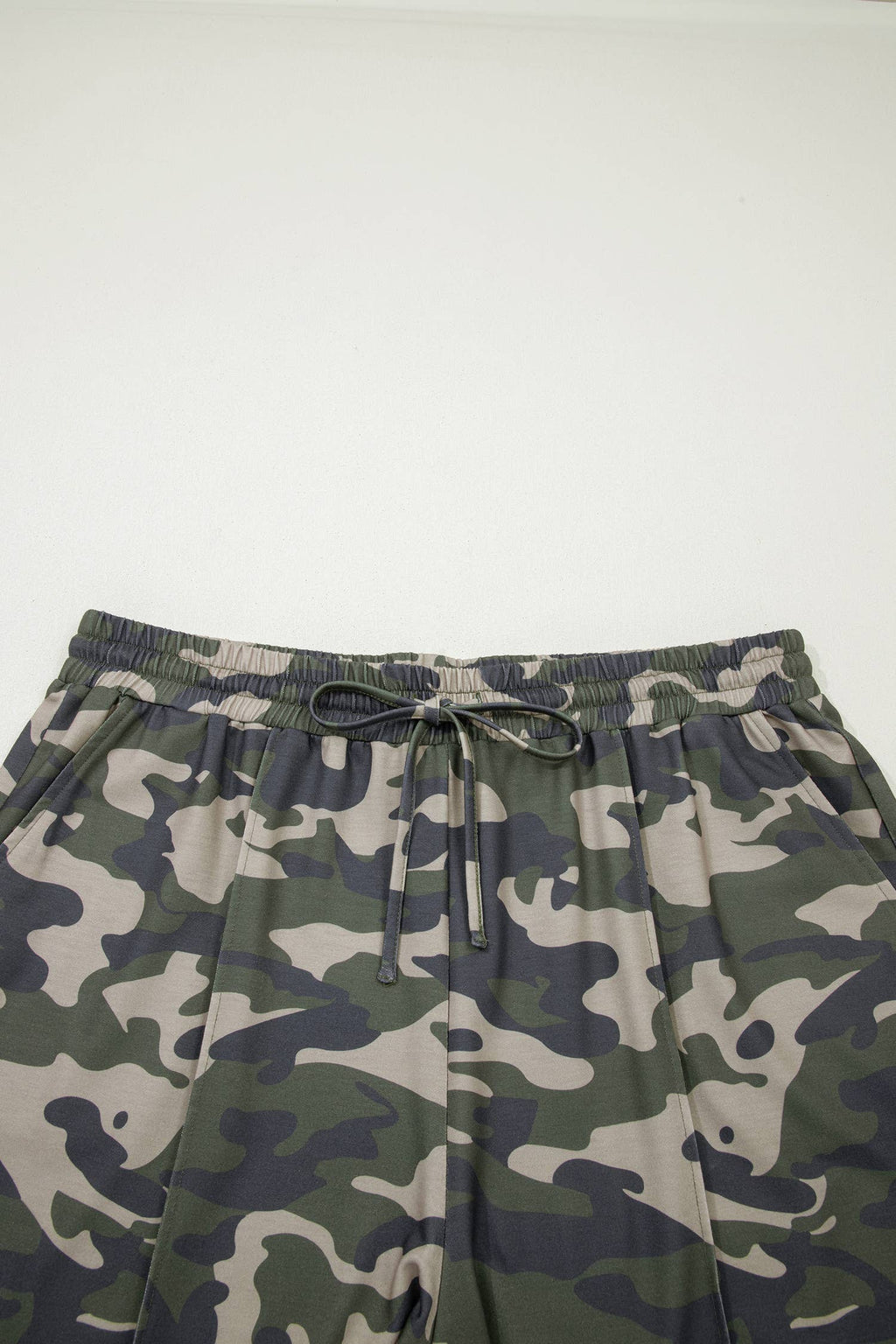 Tie Elastic Waist Pocketed Plus Size Camo Shorts